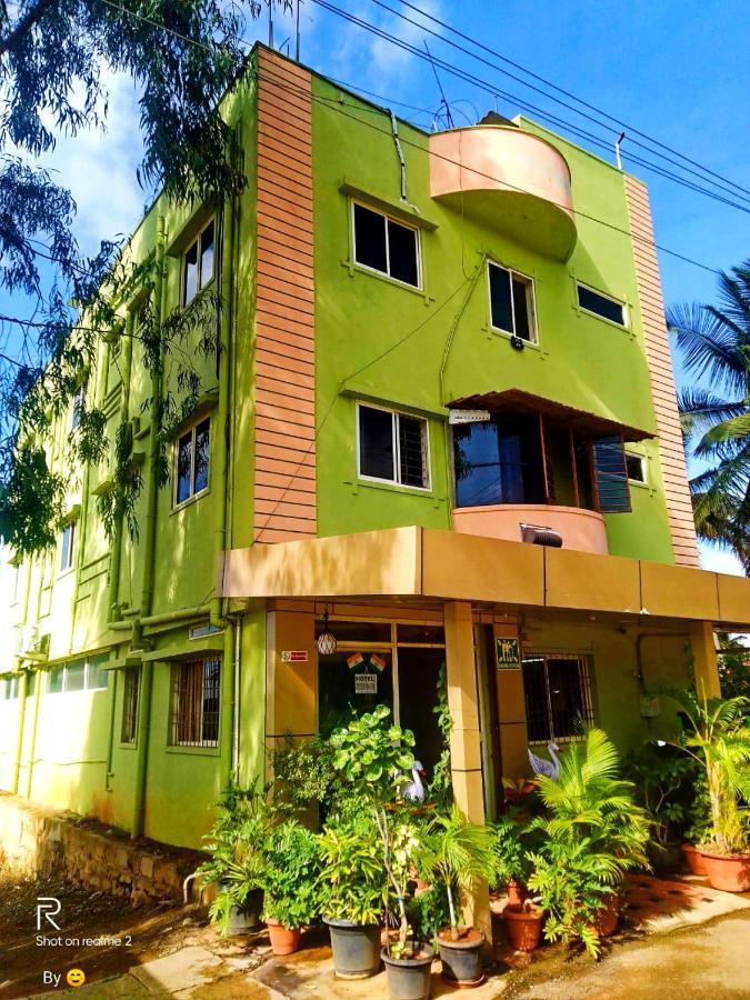 Oyo 75854 Hotel Harsha Residencyバンガロール エクステリア 写真