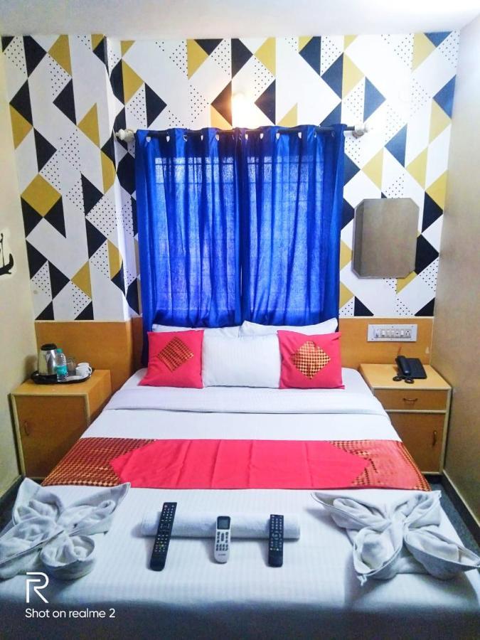Oyo 75854 Hotel Harsha Residencyバンガロール エクステリア 写真